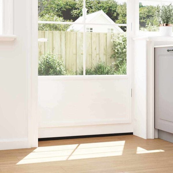 Se afișează imaginea 4 din 11