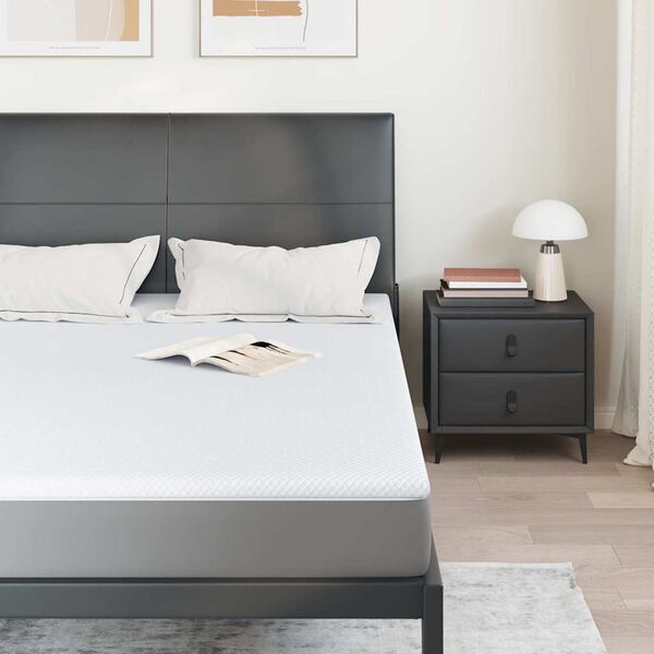 Se afișează imaginea 3 din 13