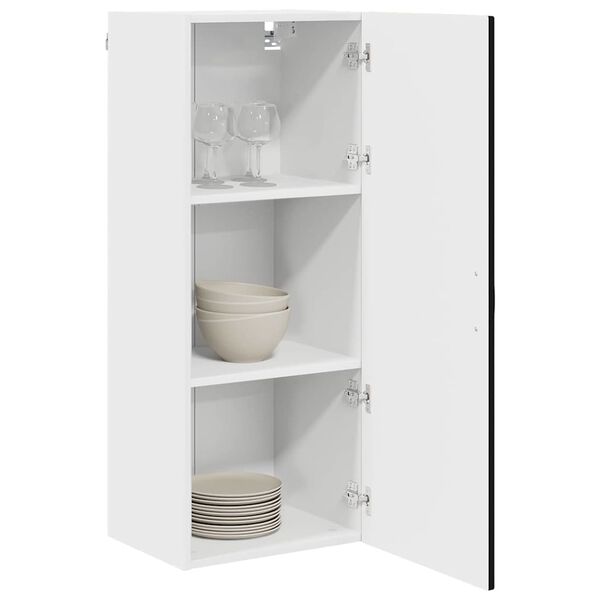 Se afișează imaginea 3 din 13