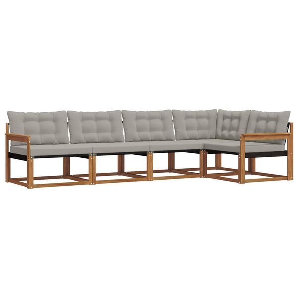 Se afișează imaginea 1 din 14