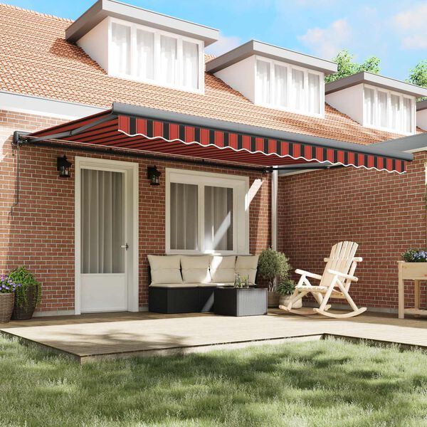 Se afișează imaginea 3 din 13