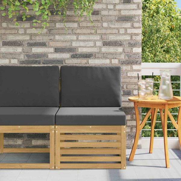 Se afișează imaginea 2 din 7