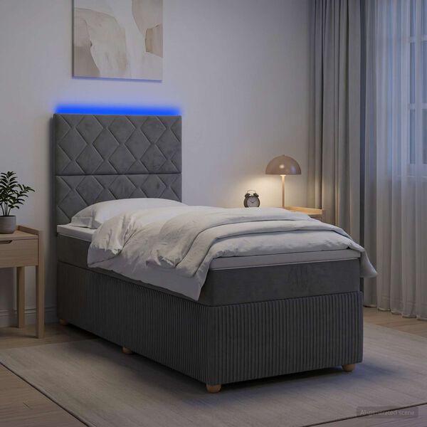 Se afișează imaginea 2 din 13
