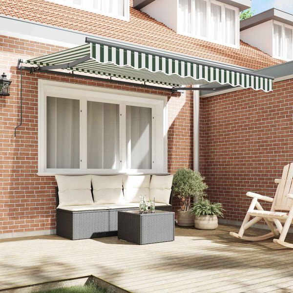 Se afișează imaginea 3 din 12