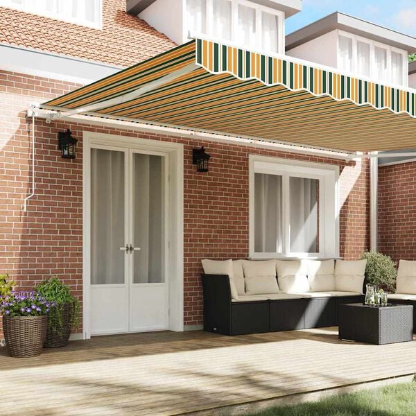 Se afișează imaginea 3 din 13