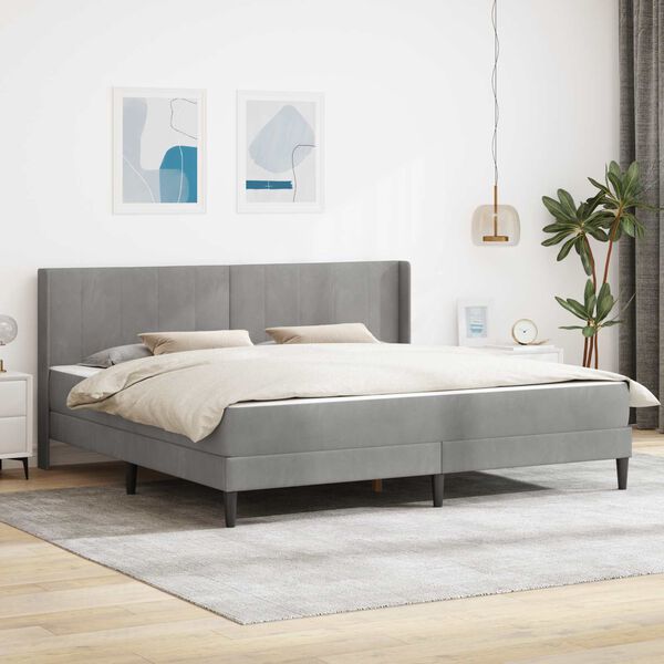 Se afișează imaginea 2 din 11
