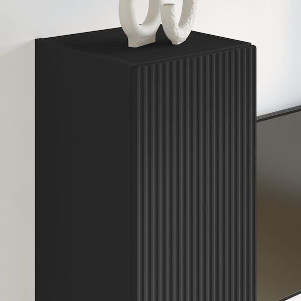 Se afișează imaginea 4 din 15