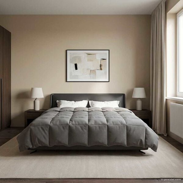 Se afișează imaginea 2 din 10