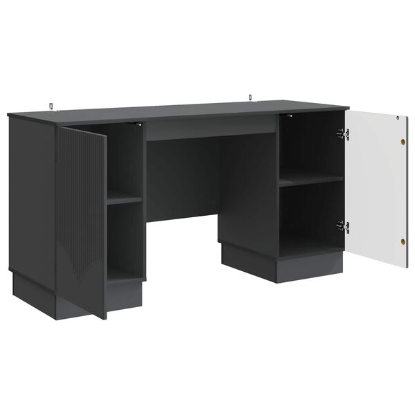 Se afișează imaginea 3 din 9