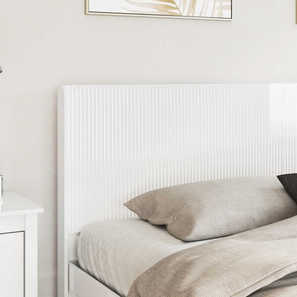 Se afișează imaginea 3 din 10