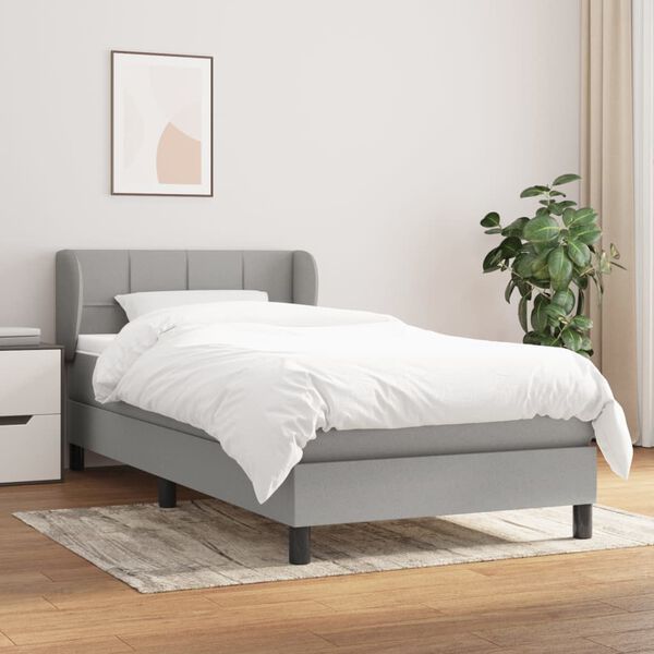 Se afișează imaginea 2 din 12