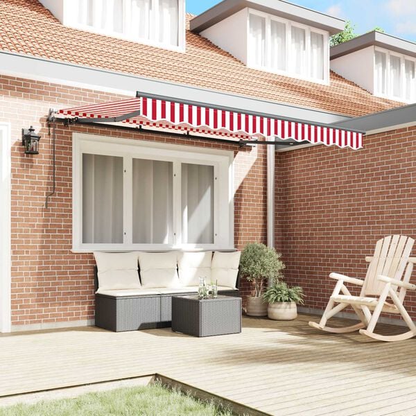 Se afișează imaginea 3 din 13