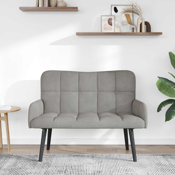 Se afișează imaginea 3 din 9