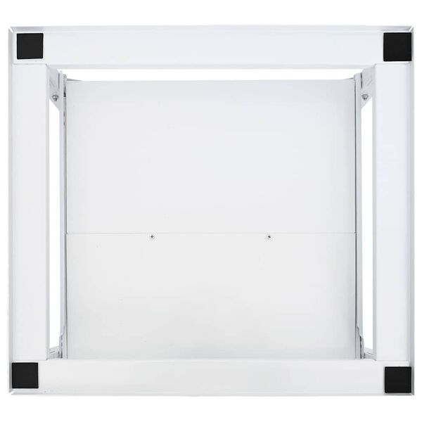 Se afișează imaginea 4 din 9