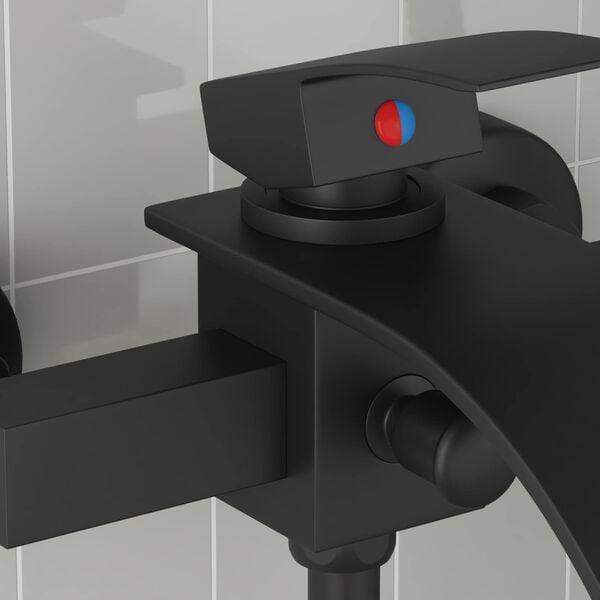 Se afișează imaginea 3 din 8