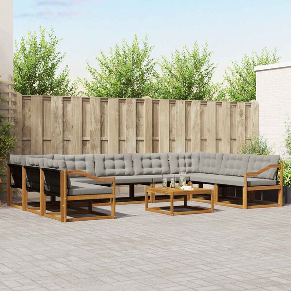 Se afișează imaginea 2 din 15