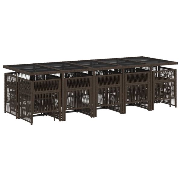 Se afișează imaginea 3 din 17