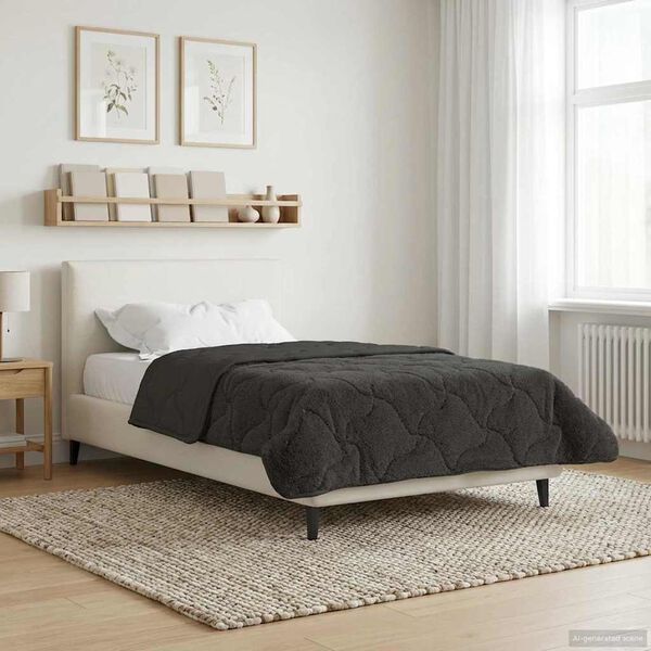 Se afișează imaginea 4 din 10