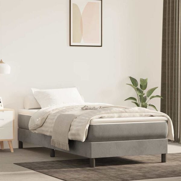 Se afișează imaginea 2 din 7