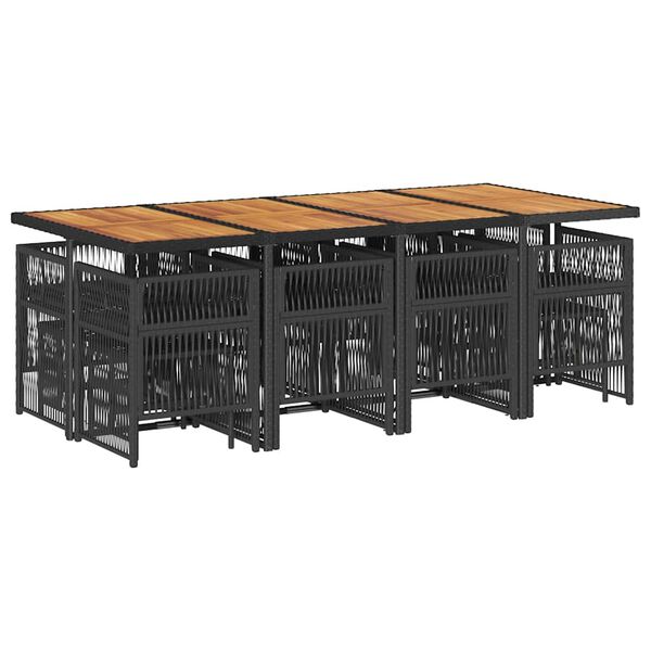 Se afișează imaginea 3 din 17