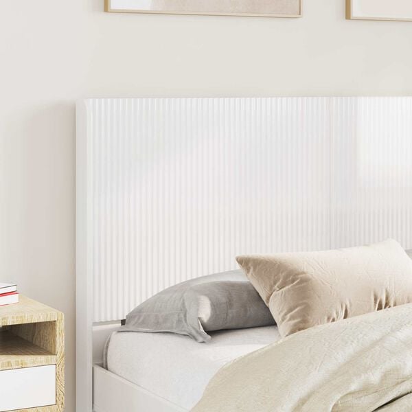 Se afișează imaginea 3 din 10