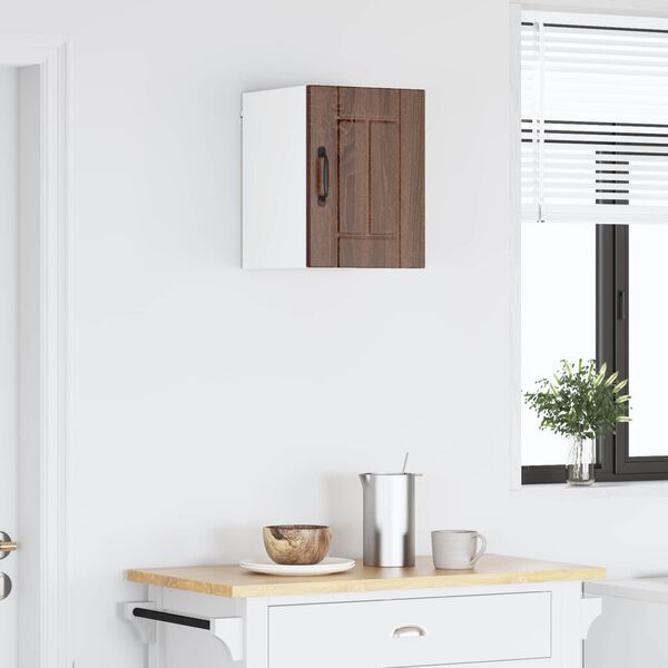 Se afișează imaginea 4 din 13