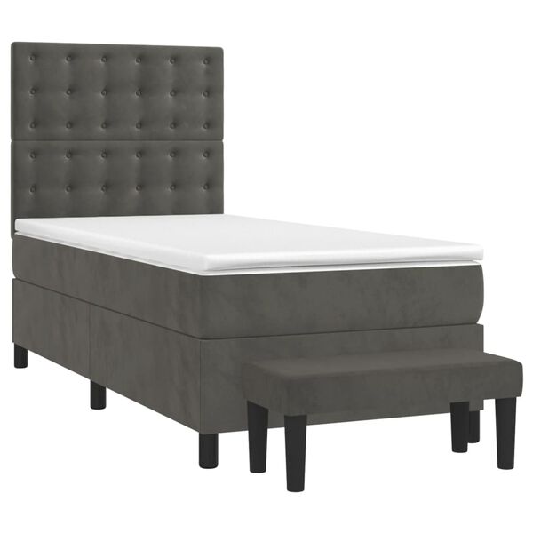 Se afișează imaginea 3 din 12
