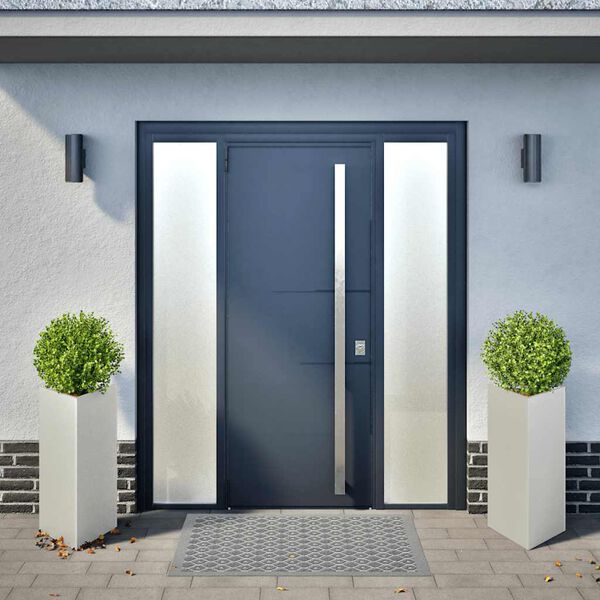 Se afișează imaginea 3 din 12