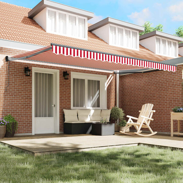 Se afișează imaginea 3 din 13