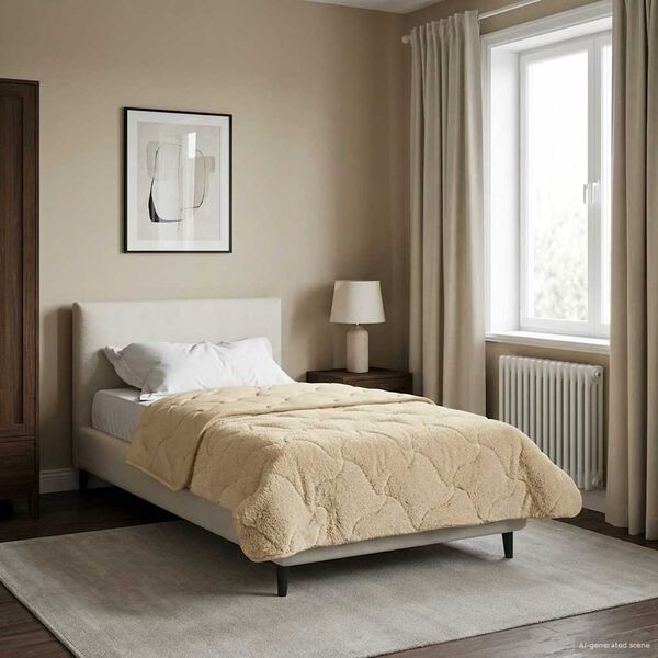 Se afișează imaginea 4 din 10