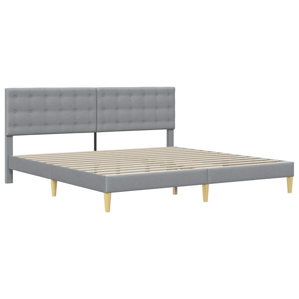 Se afișează imaginea 3 din 10