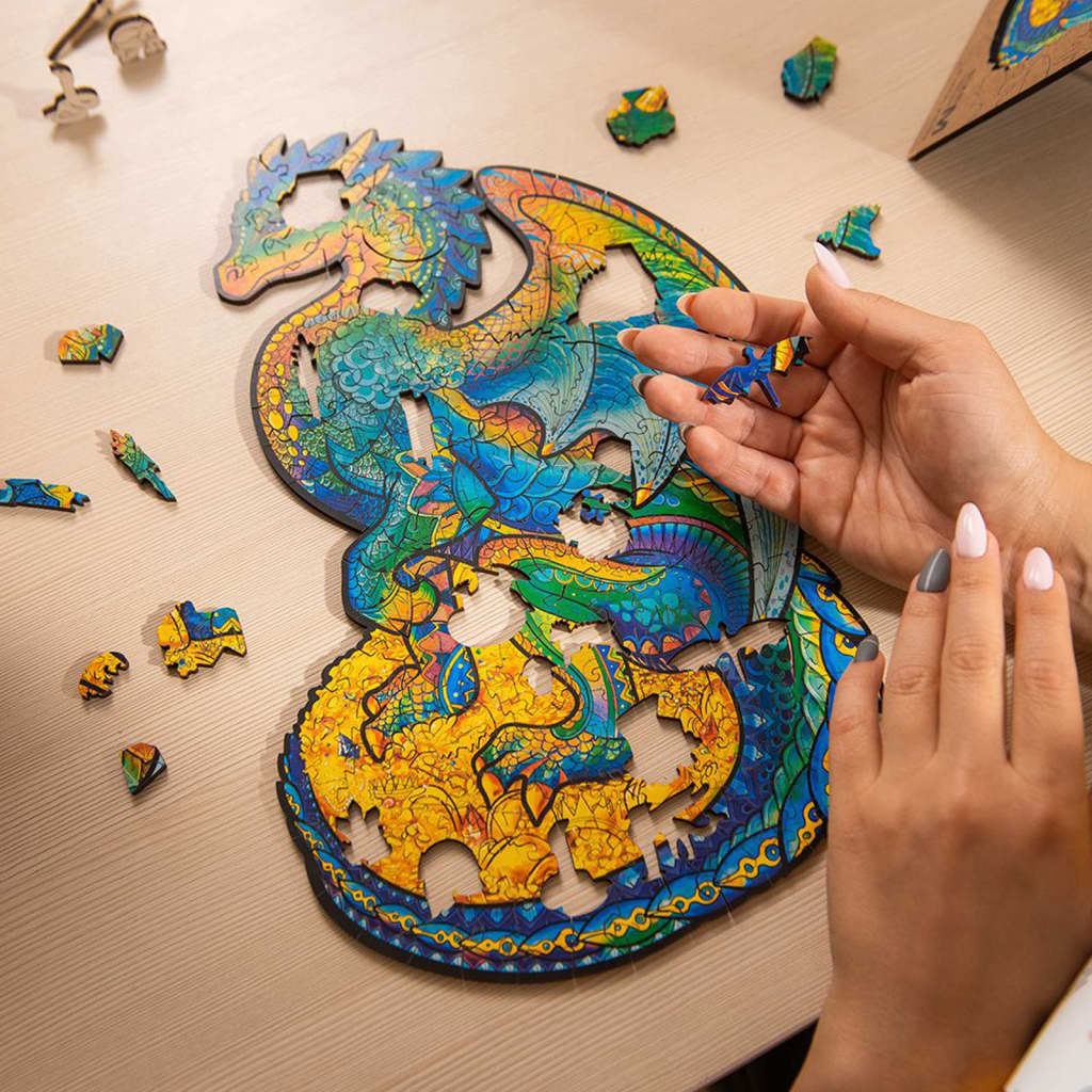 UNIDRAGON Puzzle din lemn 183 piese Guardian Dragon, mediu, 21x33 cm